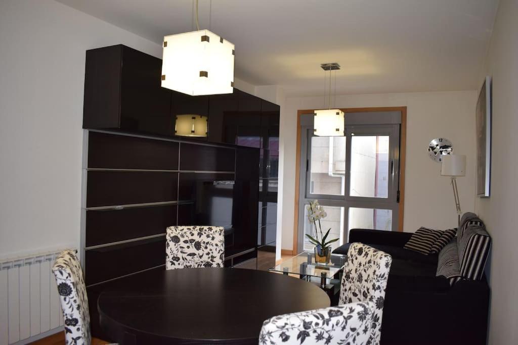Apartamento Centro Villagarcia. บิลาการ์เซีย เด อาโรว์ซา ภายนอก รูปภาพ